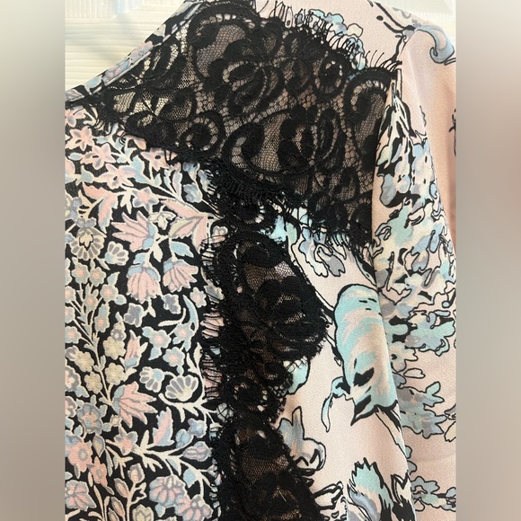 BCBGMaxAzria  Bryanne tunic purple floral  dress in Lilac/Black, size S - Picture 10 of 14